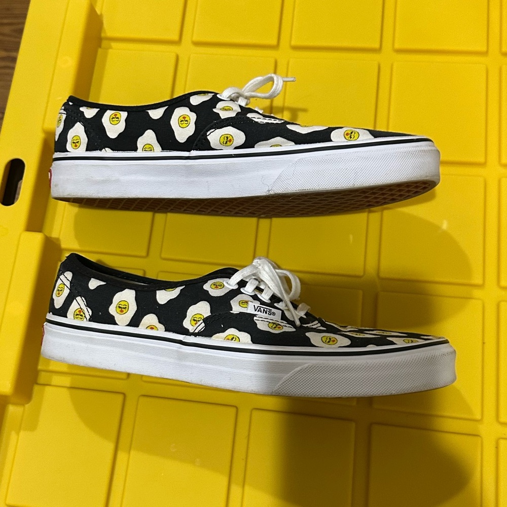 Audra Dandy Designer Vans - Picture 6 of 12